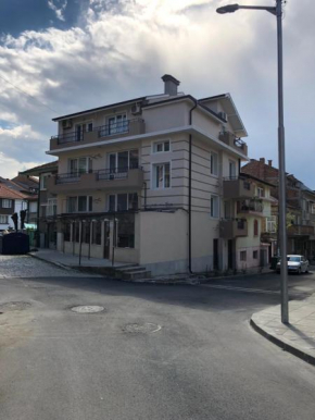 Tonita Apartment